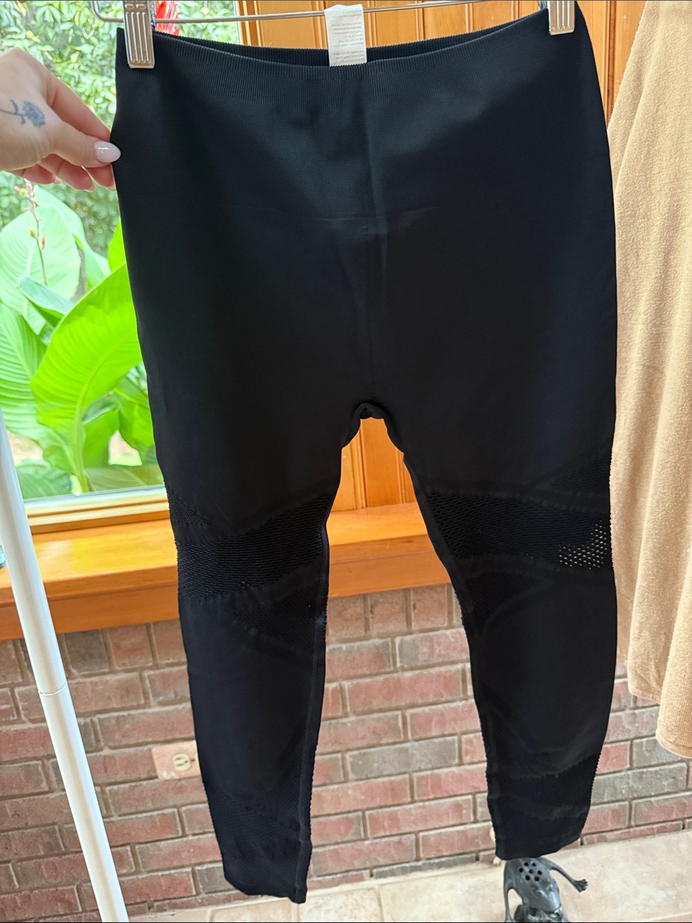 Black Fabletics Performance Leggings